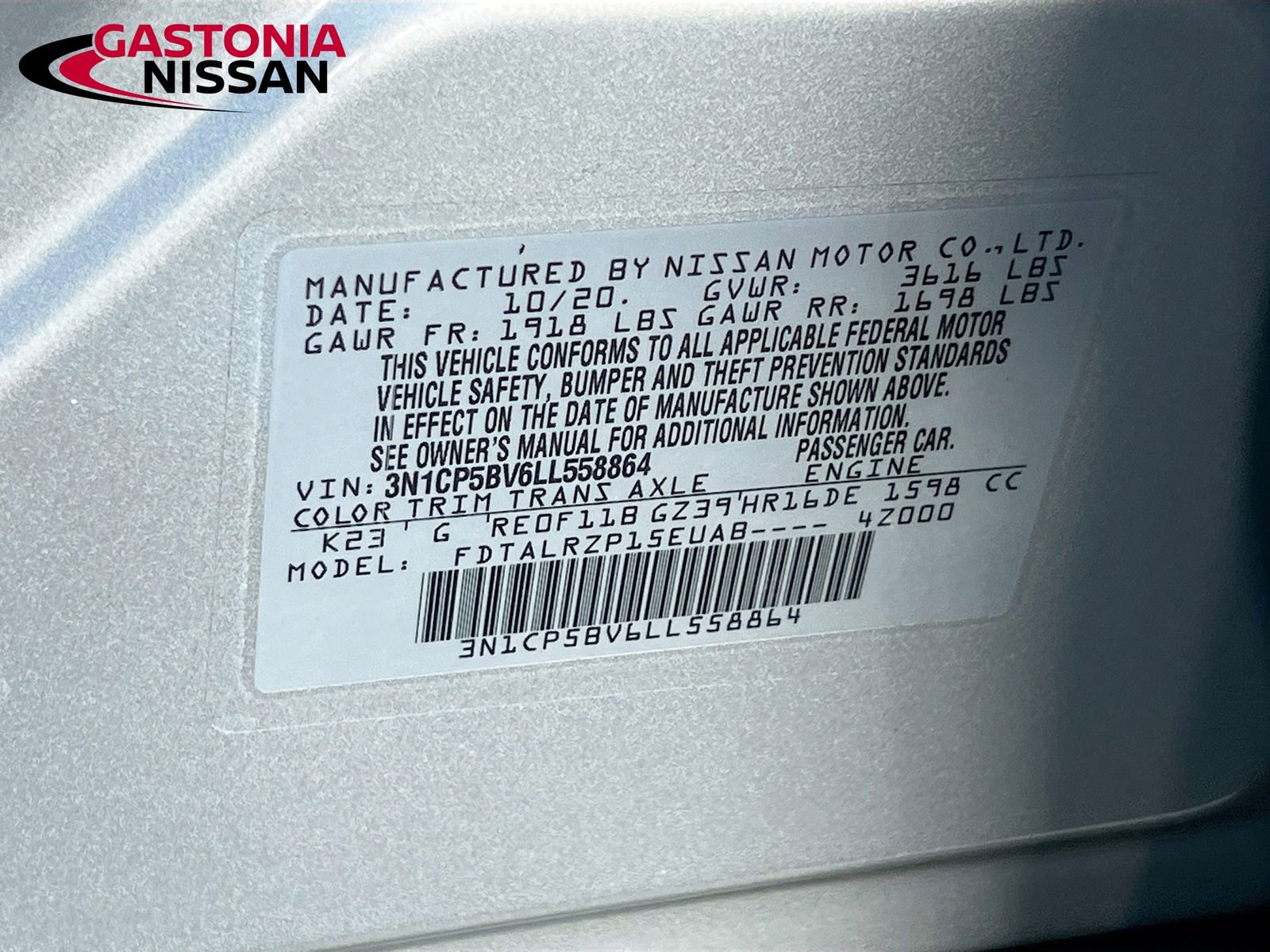 Used 2020 Nissan Kicks S image 39