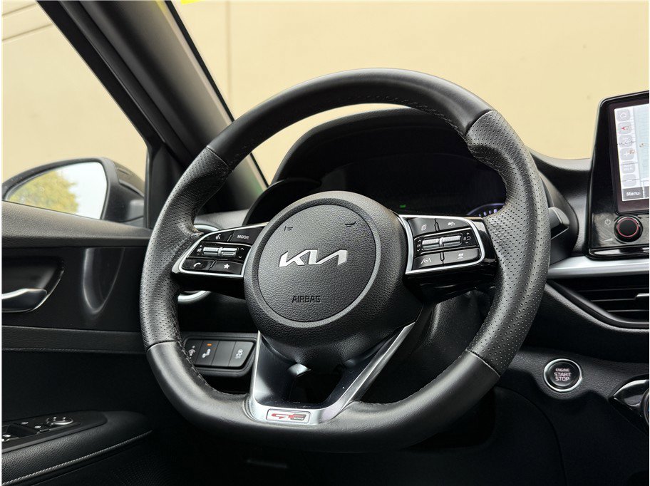 Used 2024 Kia Forte GT-Line w/ GT-Line Premium Package image 15