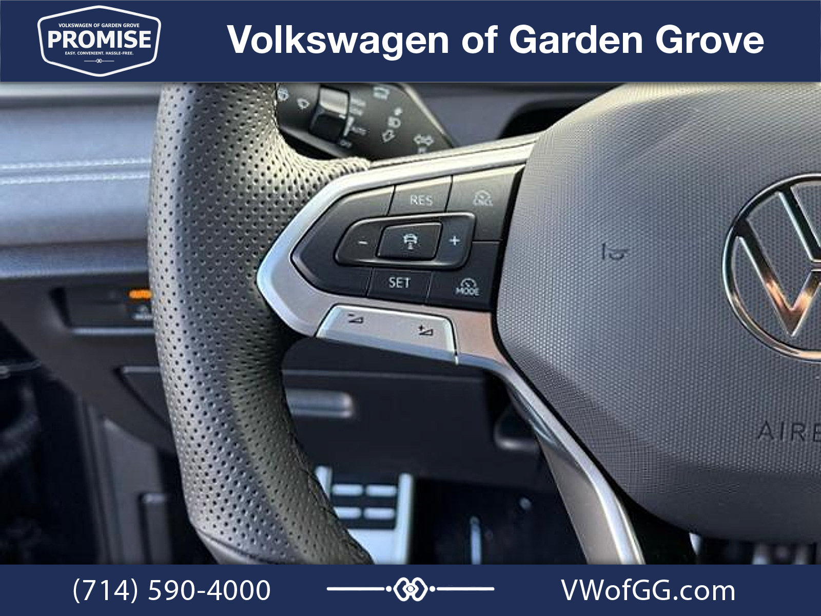 New 2026 Volkswagen Tiguan SE R-Line FWD image 15