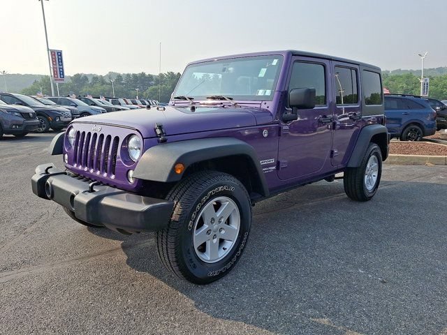 Used 2018 Jeep Wrangler Unlimited Sport S AWD/4WD image 3