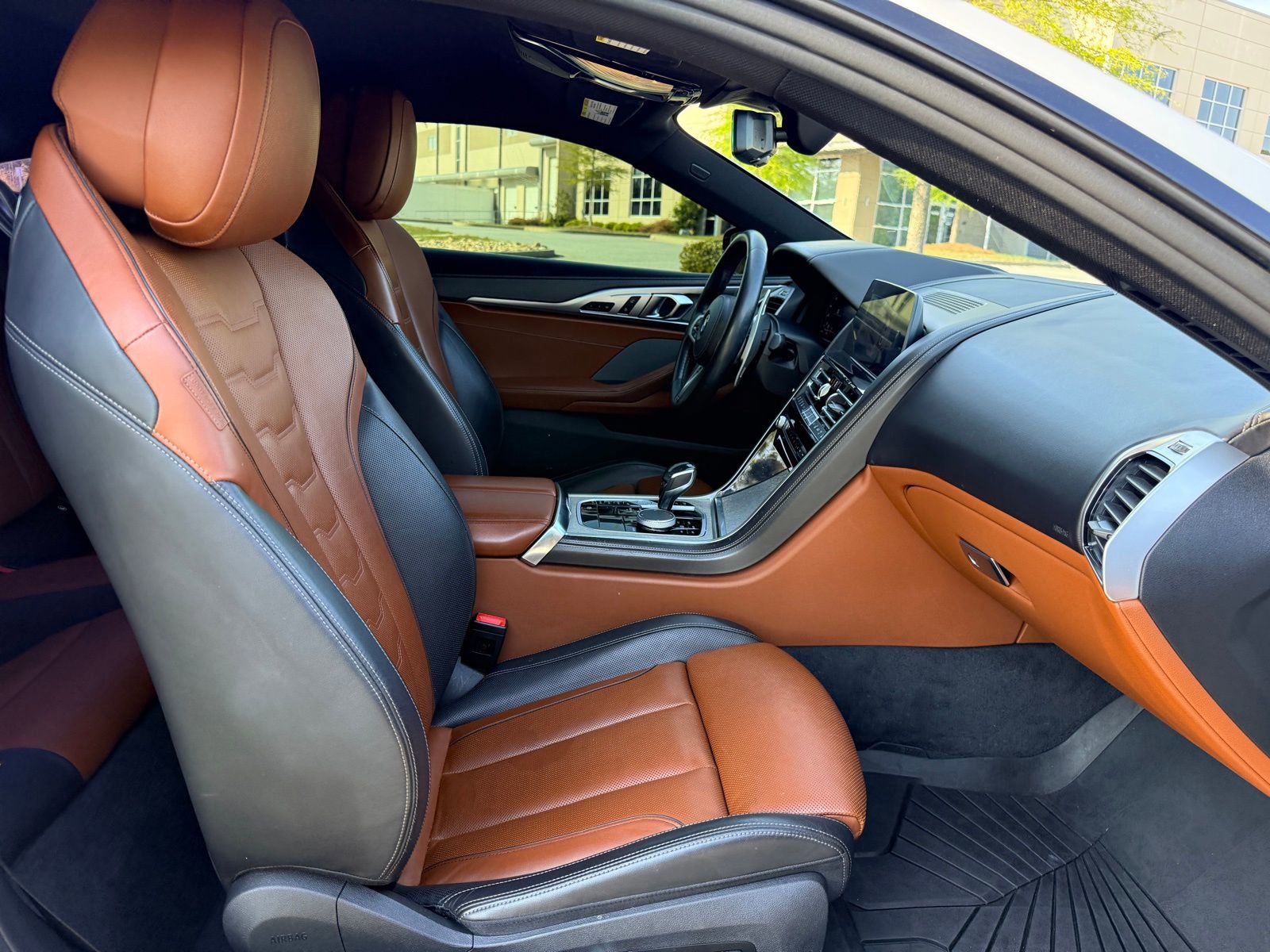 Used 2021 BMW M850i xDrive Coupe AWD/4WD image 36