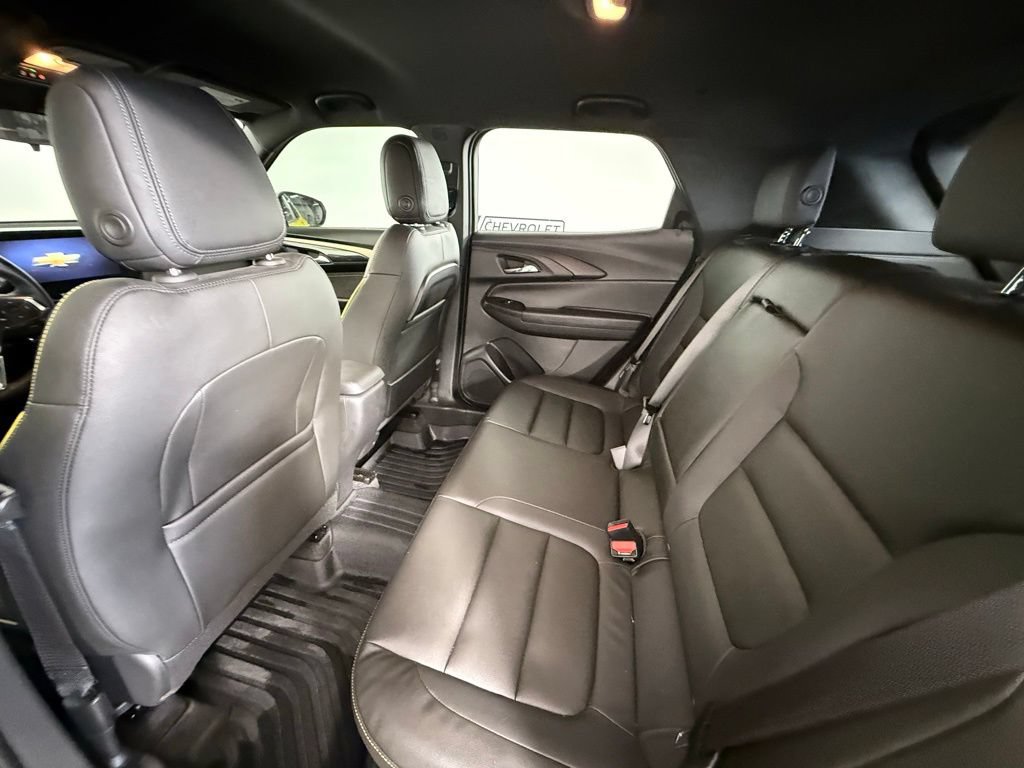 Used 2024 Chevrolet TrailBlazer ACTIV w/ Driver Confidence Package AWD/4WD image 14