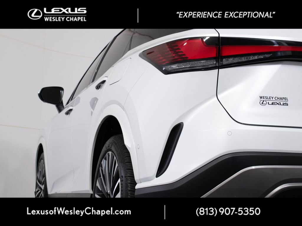 Used 2025 Lexus RX 350 Premium Plus w/ Convenience Package FWD image 6
