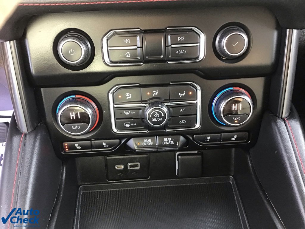 Used 2021 Chevrolet Suburban RST w/ Luxury Package image 44