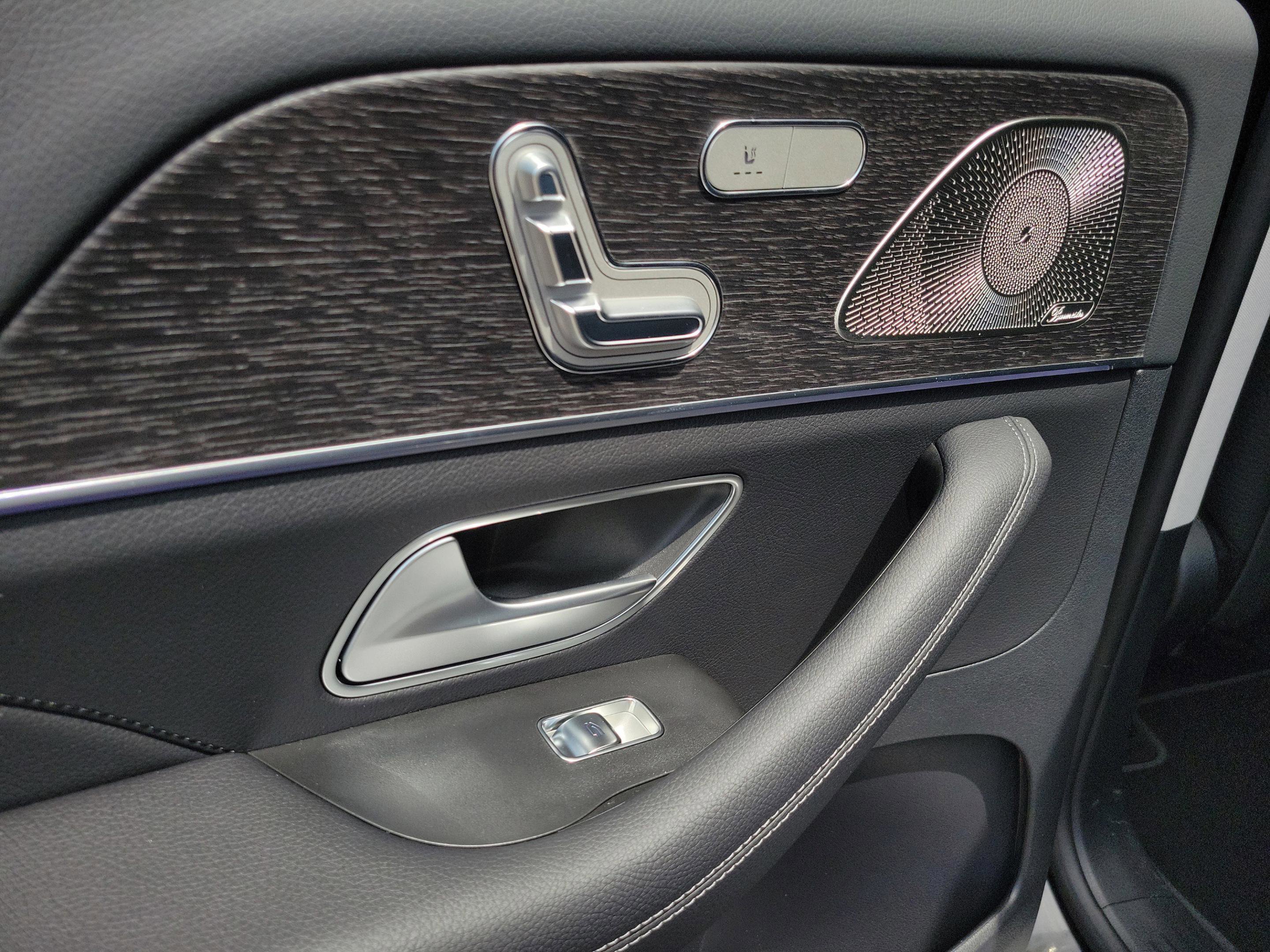 New 2026 Mercedes-Benz GLS 450 4MATIC image 8