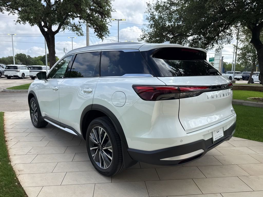 New 2026 INFINITI QX60 Luxe w/ Family Package AWD/4WD image 7