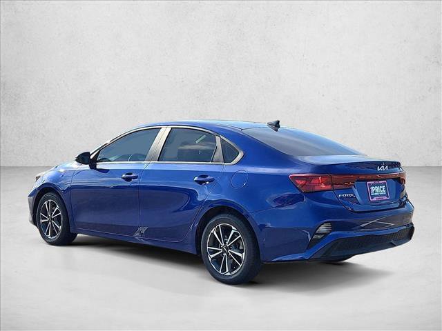 Used 2022 Kia Forte LXS w/ LXS Technology Package FWD image 3