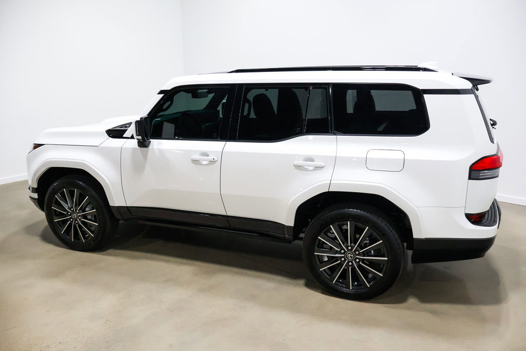 Used 2026 Lexus GX 550 w/ Accessory Package (2T) AWD/4WD image 7