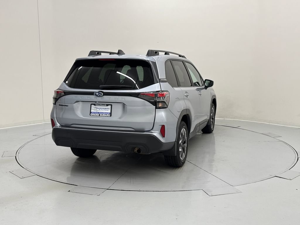 Used 2026 Subaru Forester Premium image 6