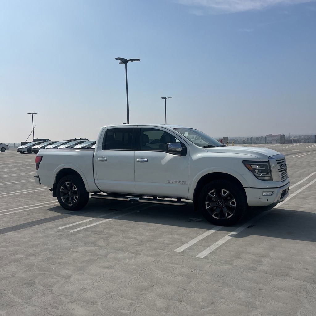 Certified 2023 Nissan Titan Platinum Reserve w/ Moonroof Package image 19