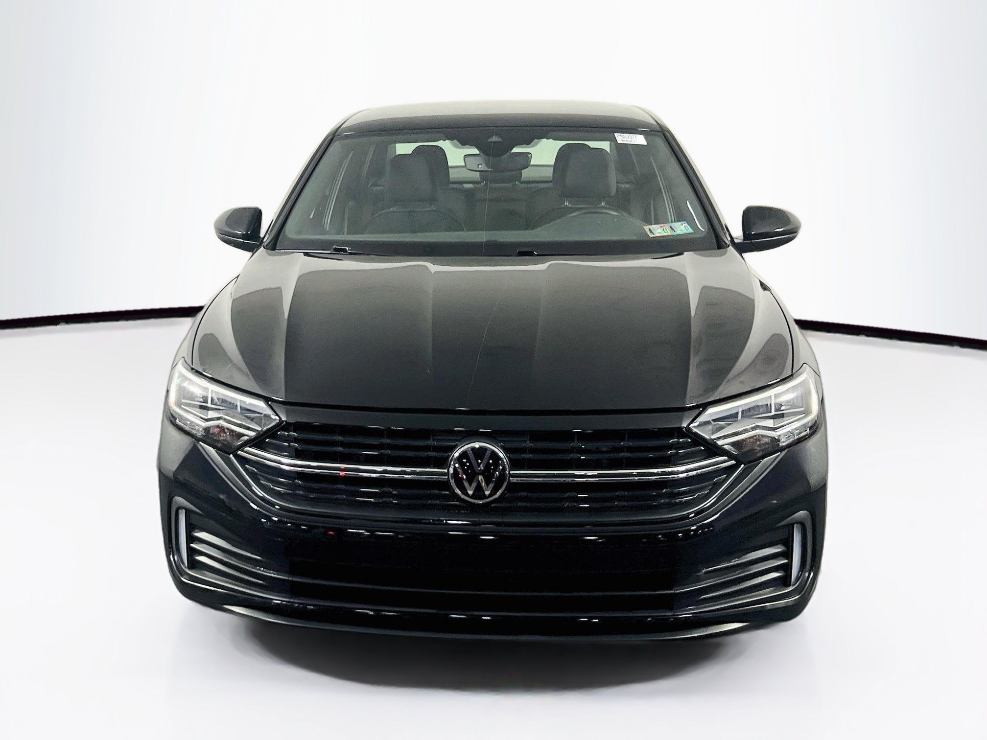 Used 2023 Volkswagen Jetta Sport FWD image 2