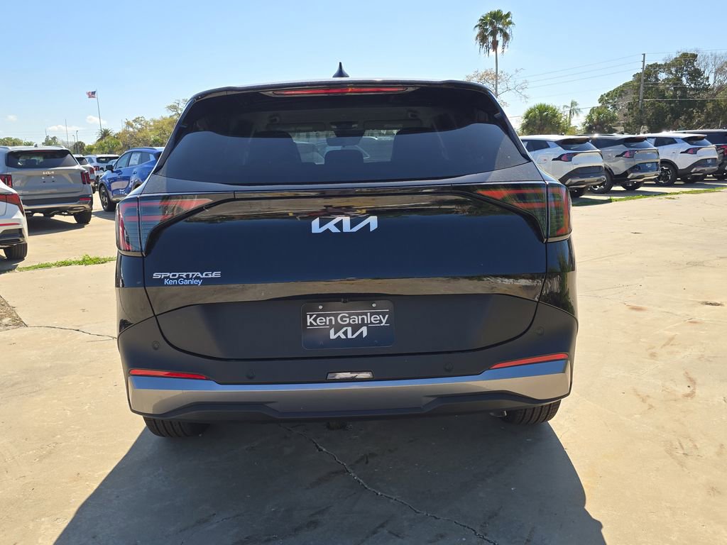New 2026 Kia Sportage EX image 7