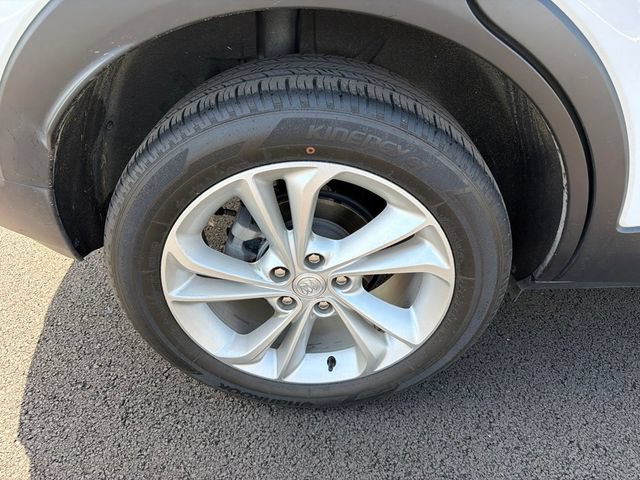 Used 2023 Buick Encore GX Preferred w/ Cold Weather Comfort Package AWD/4WD image 21