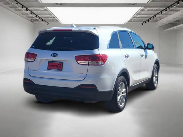 Used 2018 Kia Sorento FWD image 6