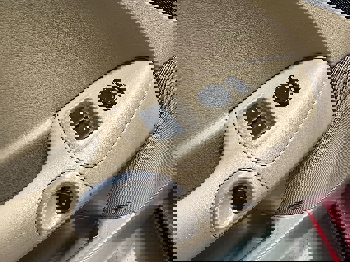 Used 2010 Chevrolet Corvette Grand Sport w/ Preferred Equipment Group image 25