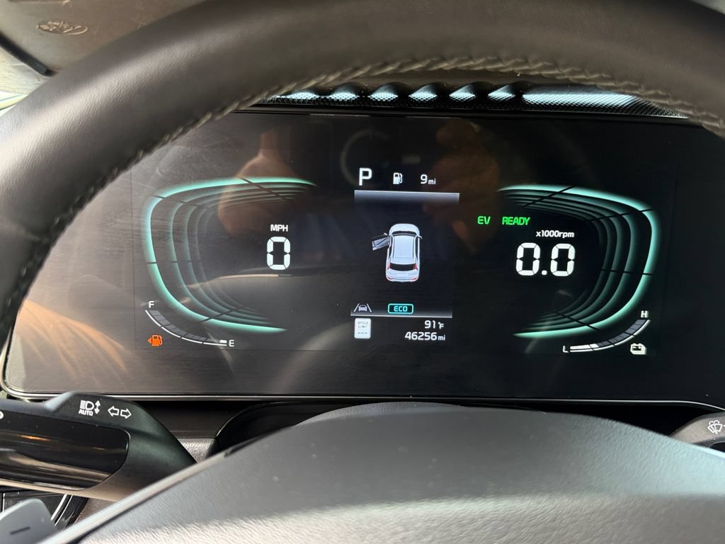 Certified 2023 Kia Niro EX FWD image 26
