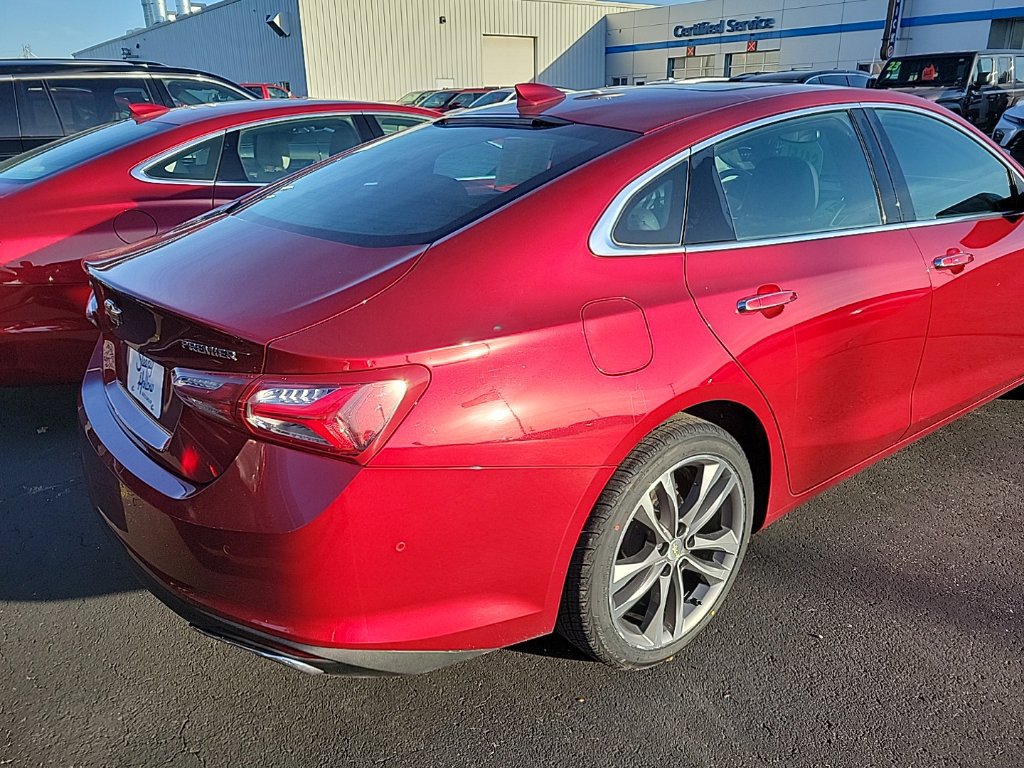 Used 2019 Chevrolet Malibu Premier w/ Sun and Wheel Package FWD image 5