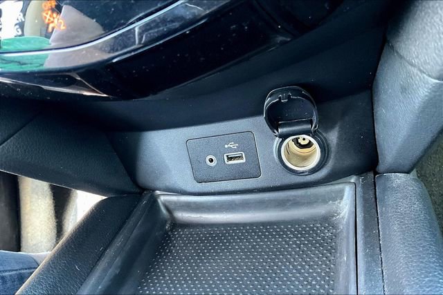 Used 2020 Nissan Rogue SV image 17