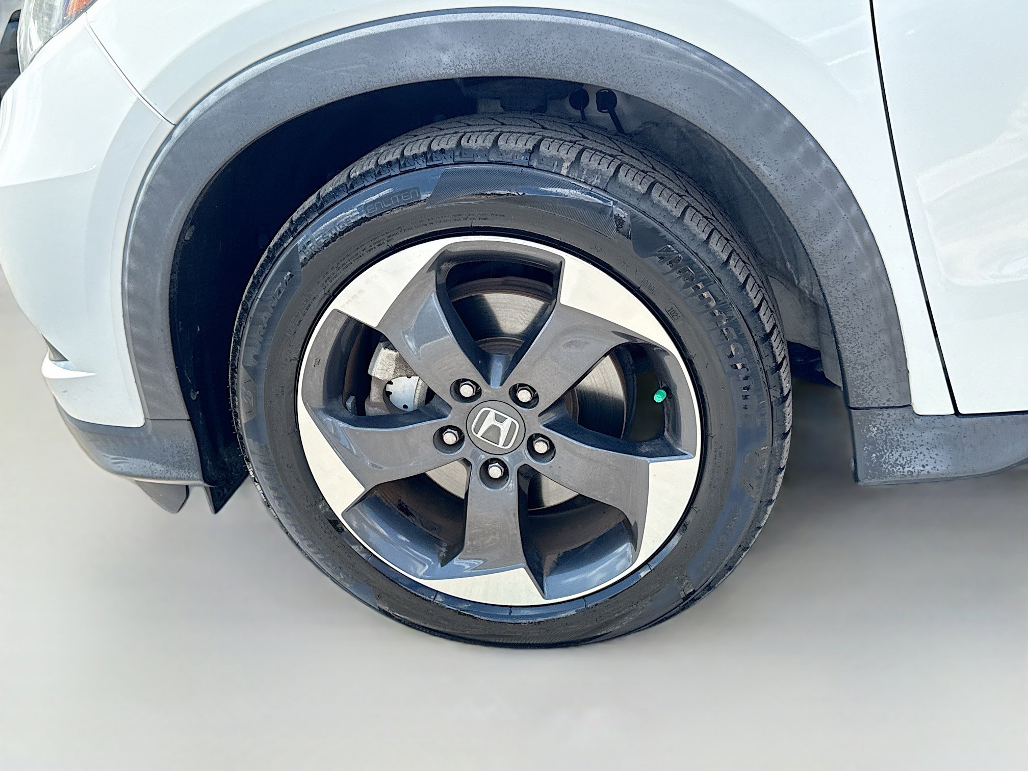 Used 2018 Honda HR-V EX image 39