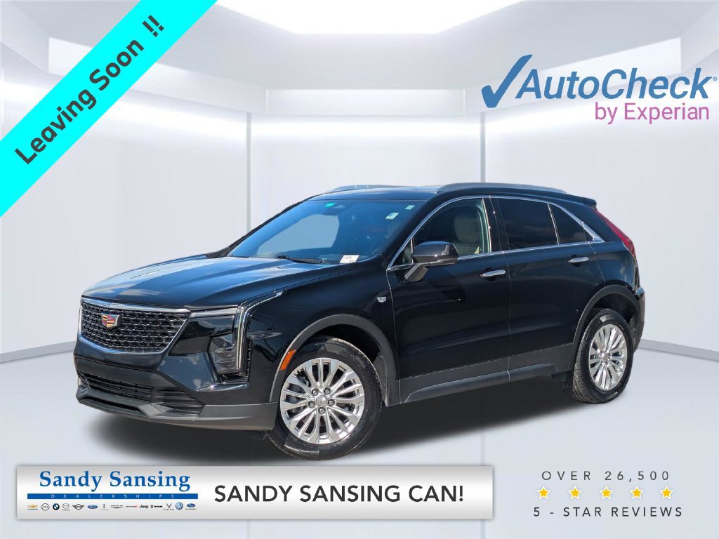 Used 2024 Cadillac XT4 Luxury w/ Cold Weather Package FWD image 1