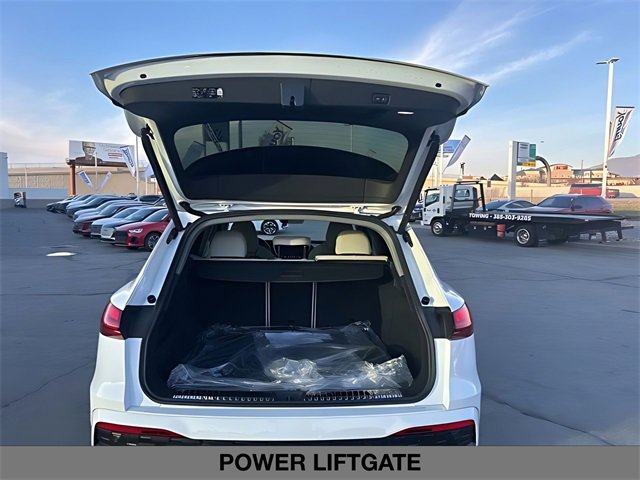 New 2025 Audi Q5 Prestige image 14