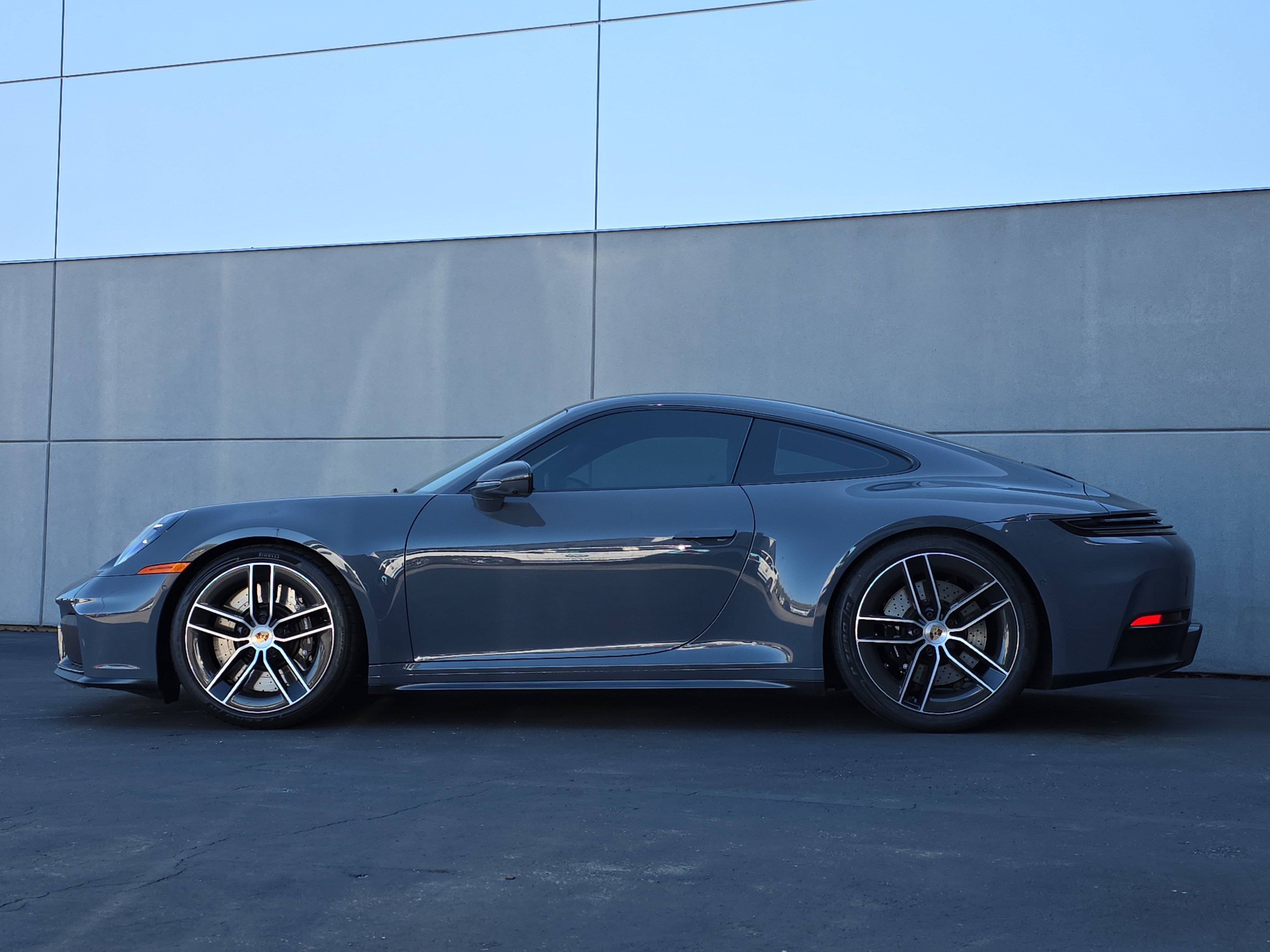 Certified 2025 Porsche 911 GTS image 2