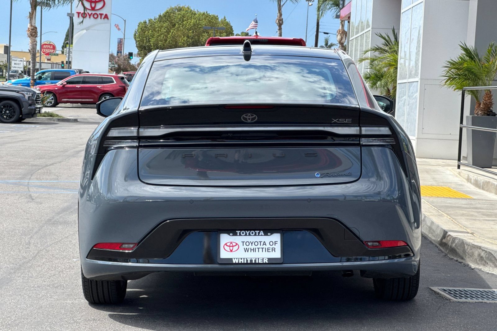 Used 2023 Toyota Prius Prime Premium FWD image 6