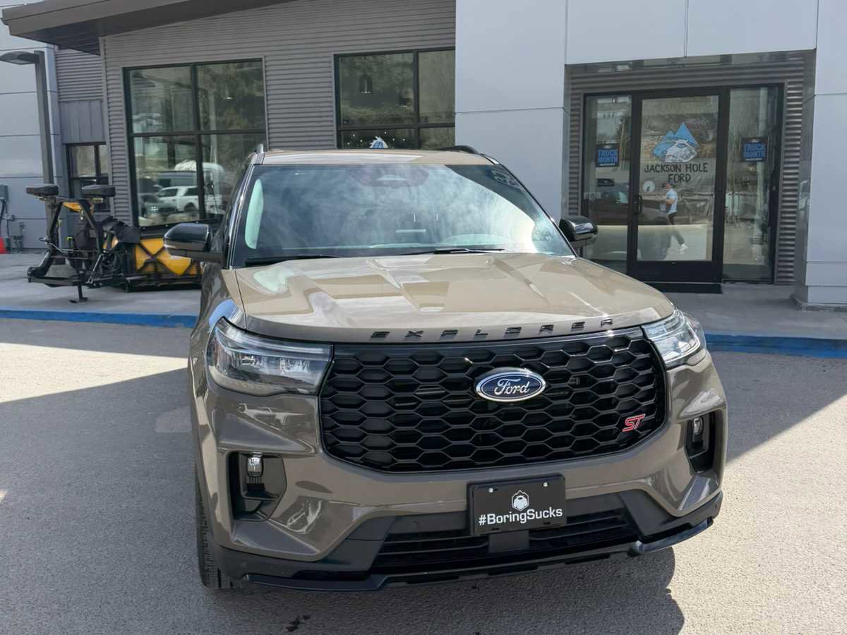 New 2026 Ford Explorer ST w/ Sun And Sound Package image 3