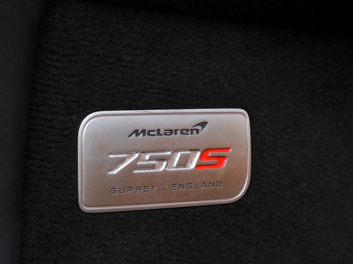 Used 2024 McLaren 750S Spider RWD image 15