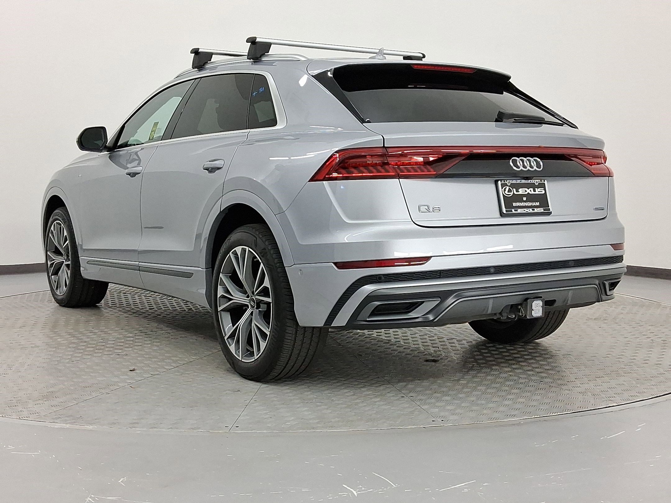 Used 2022 Audi Q8 Premium Plus image 3