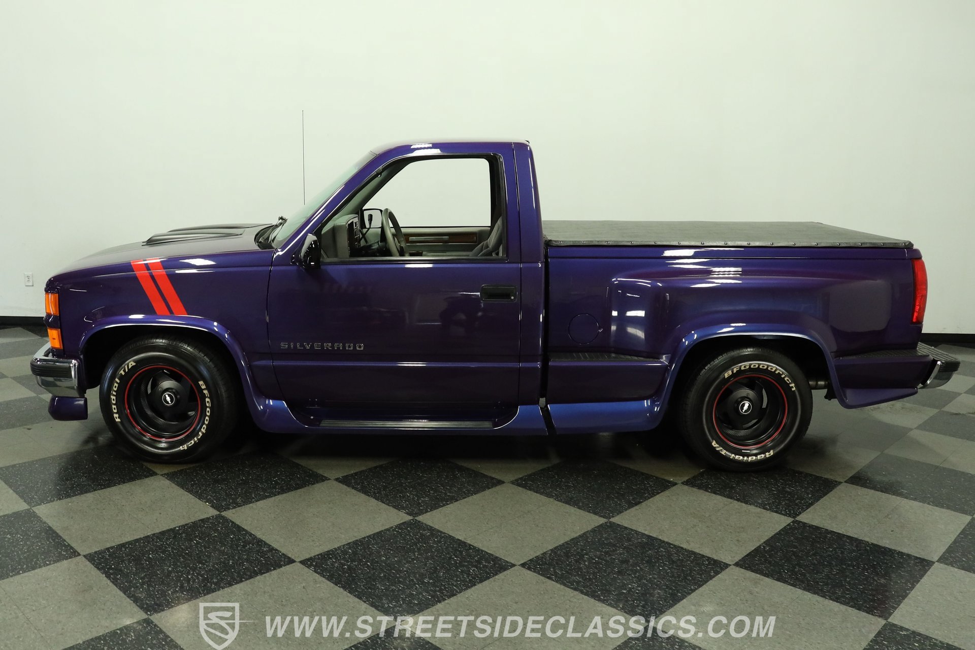 Used 1994 Chevrolet Silverado 1500 2WD Regular Cab image 2