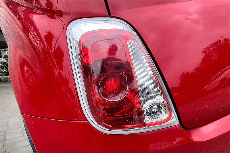 Used 2017 FIAT 500 Pop w/ Red Roof & Mirror Cap Package FWD image 25
