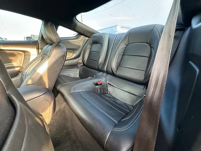 Used 2018 Ford Mustang Coupe w/ Black Accent Pkg RWD image 26