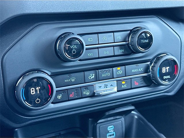 Used 2025 Ford Bronco Outer Banks image 16