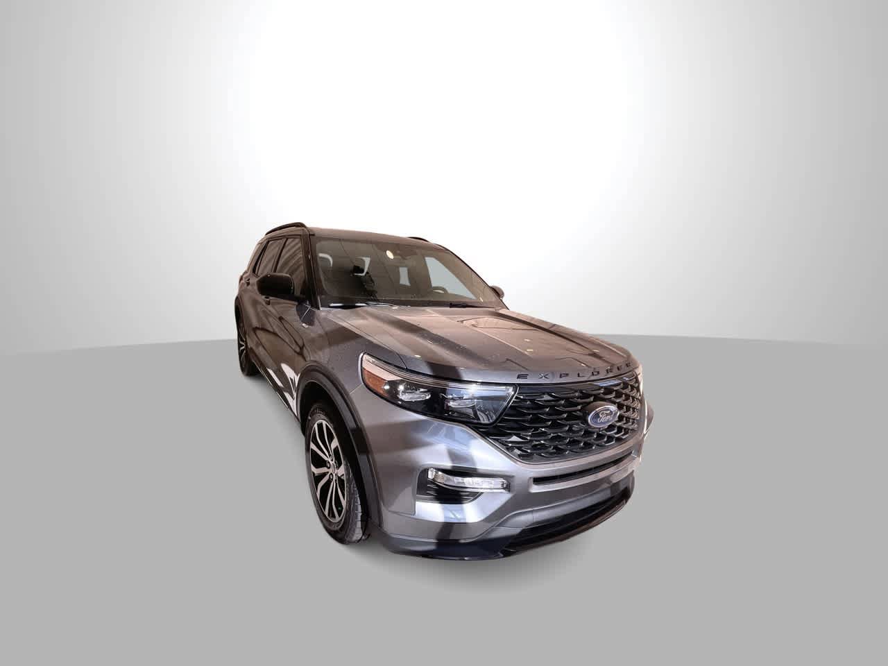 Used 2022 Ford Explorer ST-Line AWD/4WD image 2