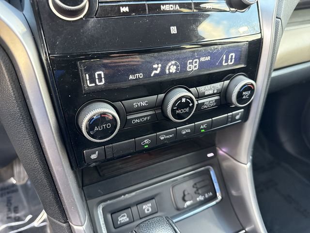 Used 2021 Subaru Ascent Limited w/ Technology Package image 19