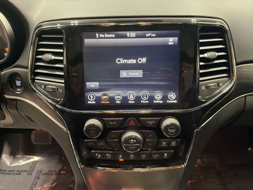 Used 2021 Jeep Grand Cherokee Limited w/ Luxury Group II image 18