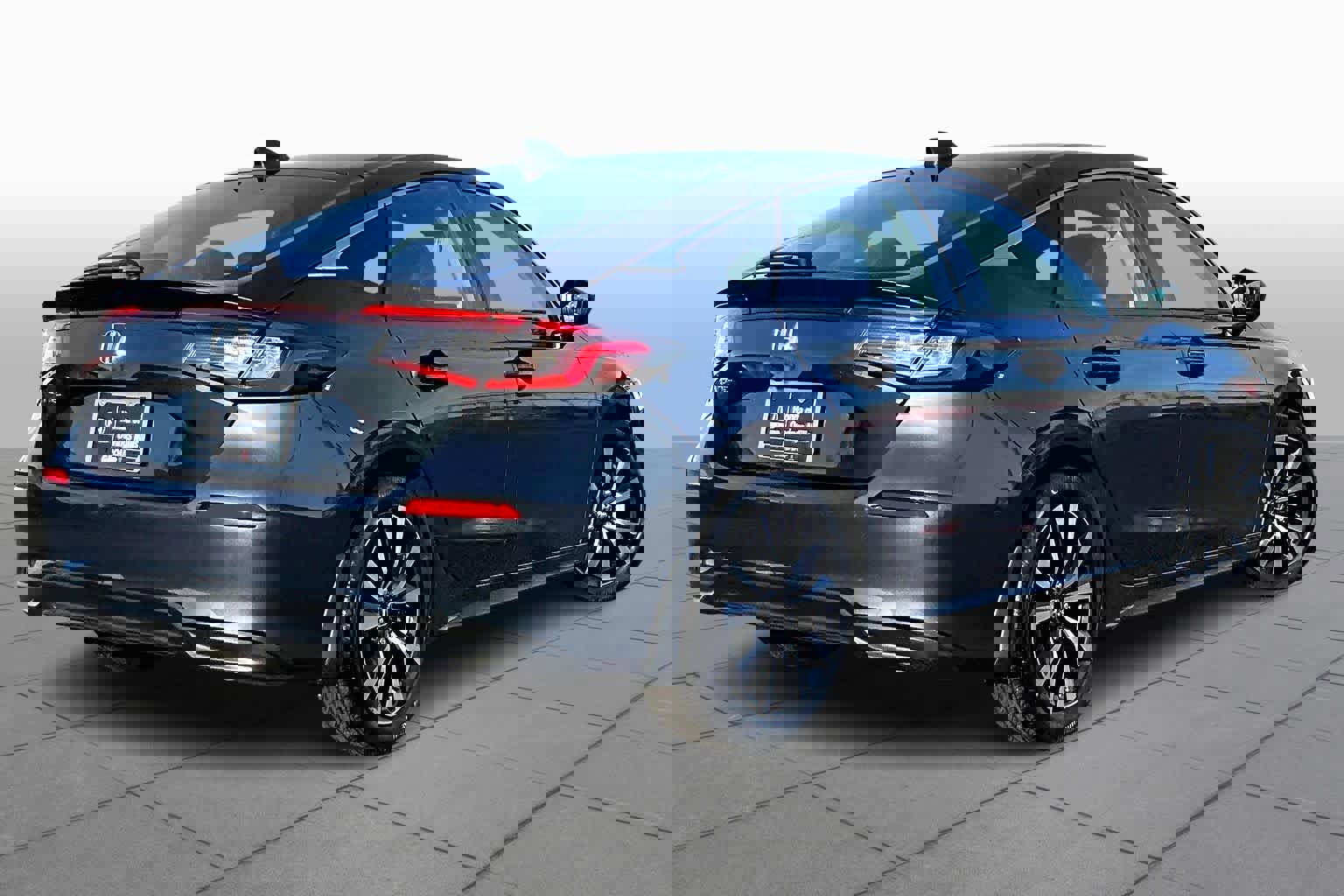 Used 2024 Honda Civic EX-L image 12