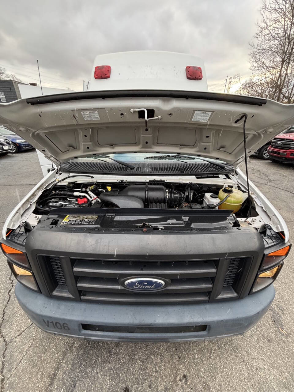 Used 2011 Ford E-250 and Econoline 250 Extended w/ PWR Group image 23