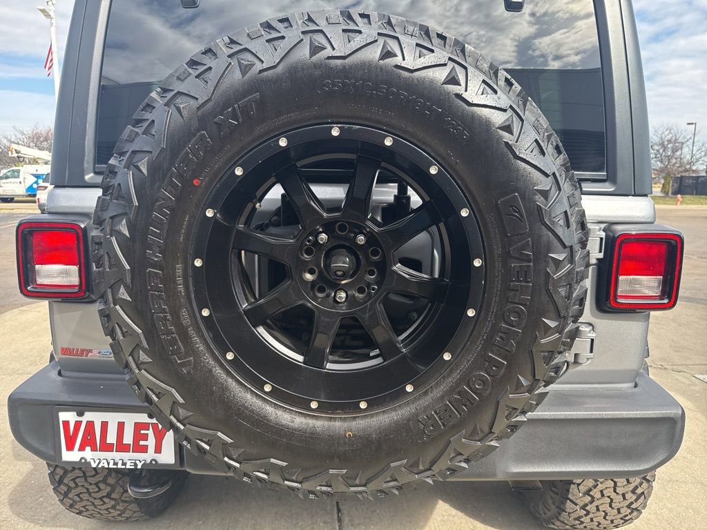 Used 2019 Jeep Wrangler Unlimited Sport S image 13