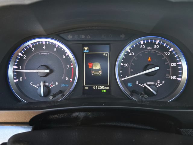 Used 2019 Toyota Highlander XLE AWD/4WD image 12