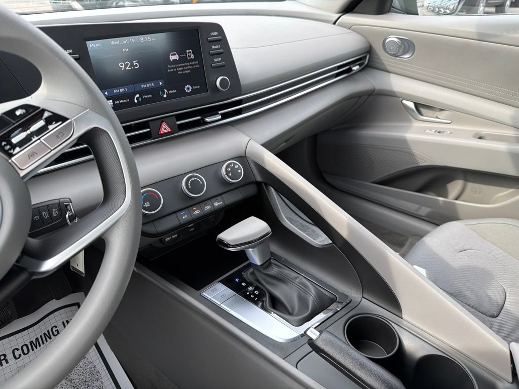 New 2026 Hyundai Elantra SE FWD image 26