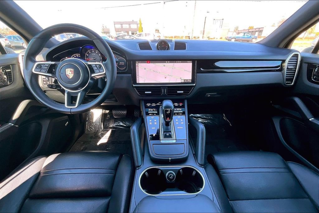 Used 2019 Porsche Cayenne image 16