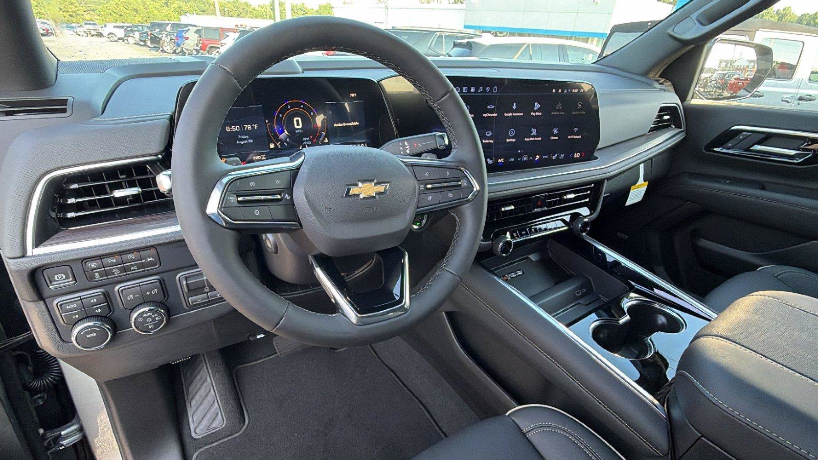 New 2026 Chevrolet Suburban Premier AWD/4WD image 4