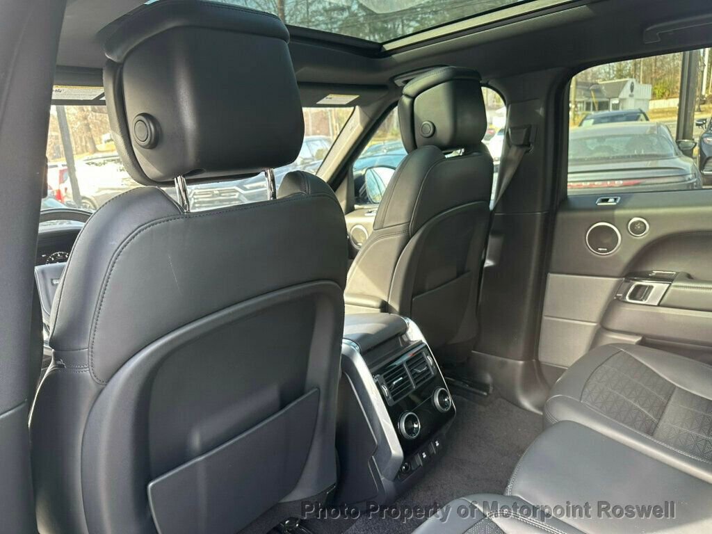 Used 2018 Land Rover Range Rover Sport HSE Dynamic image 22