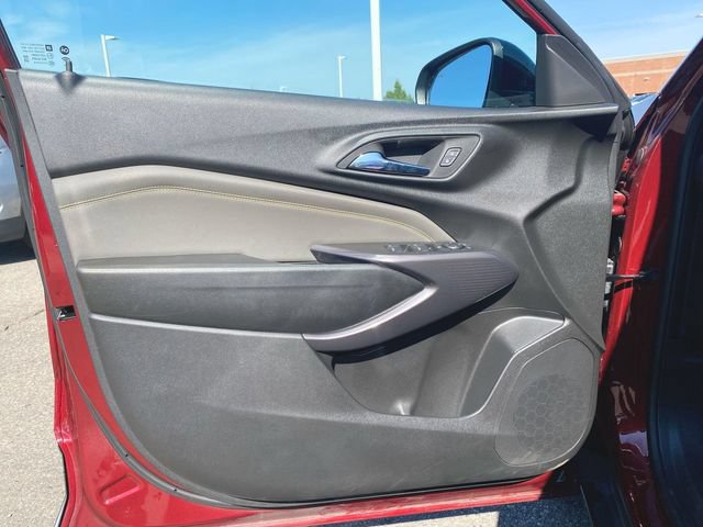 Used 2024 Chevrolet Trax ACTIV w/ Driver Confidence Package FWD image 21