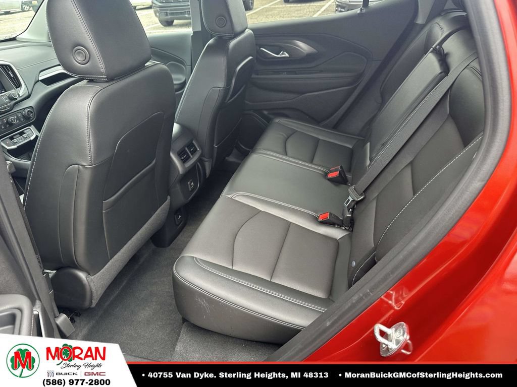 Certified 2023 GMC Terrain SLT FWD image 12