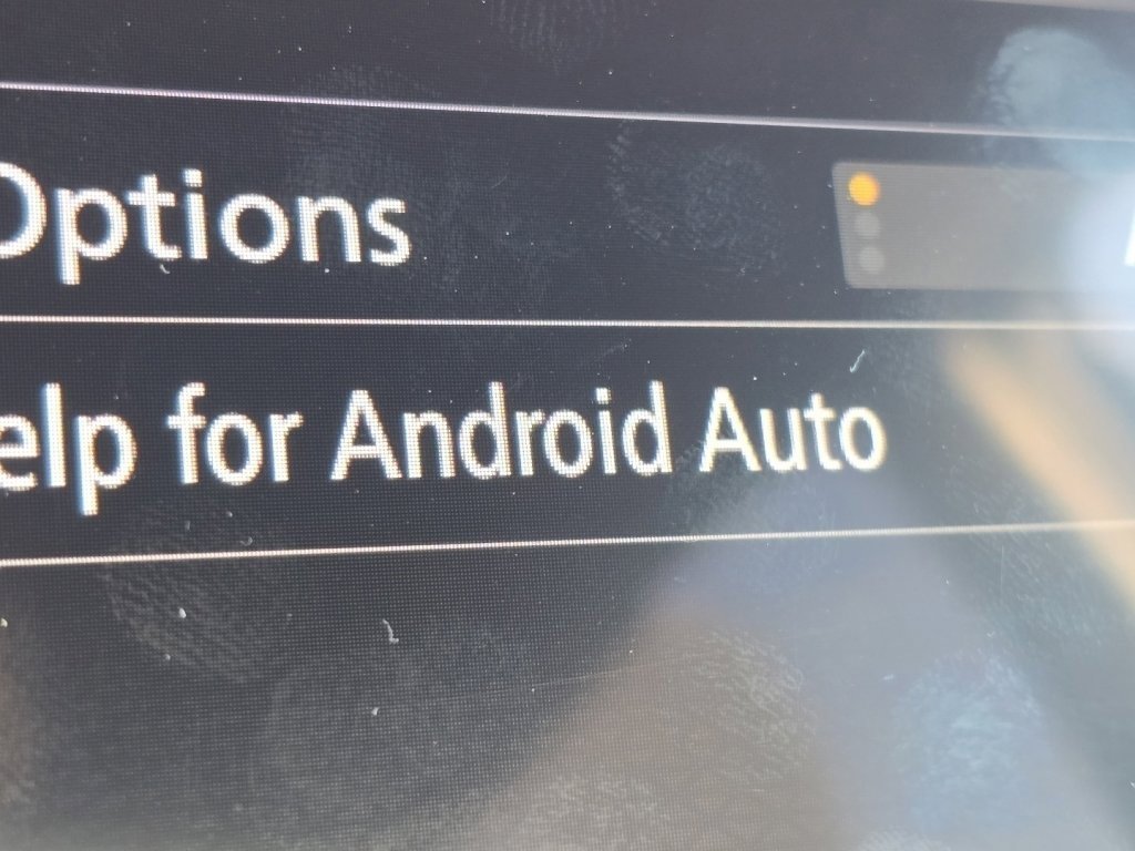 Used 2023 Nissan Rogue S image 4