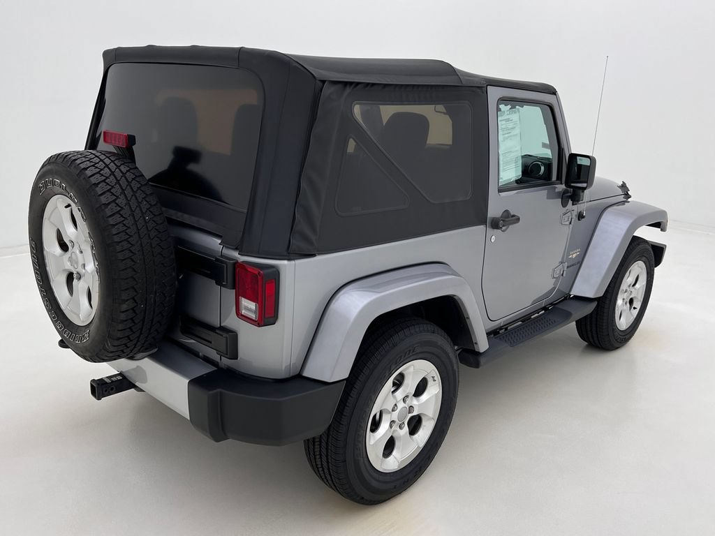 Used 2015 Jeep Wrangler Sahara AWD/4WD image 11