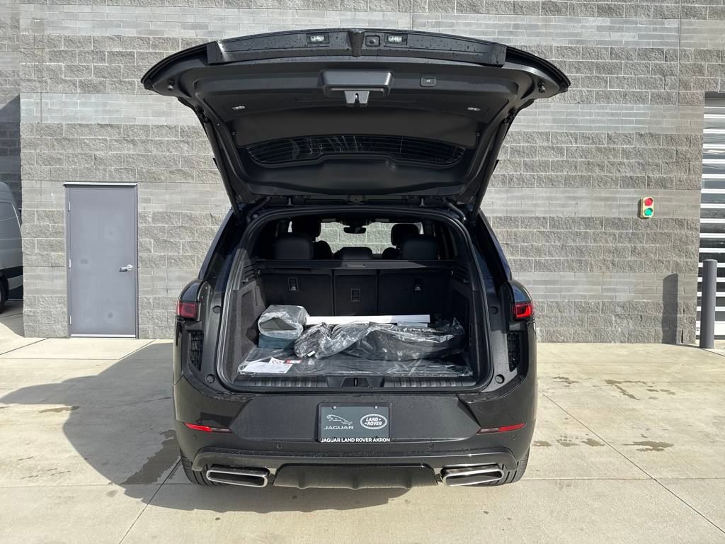 New 2025 Land Rover Range Rover Sport image 9